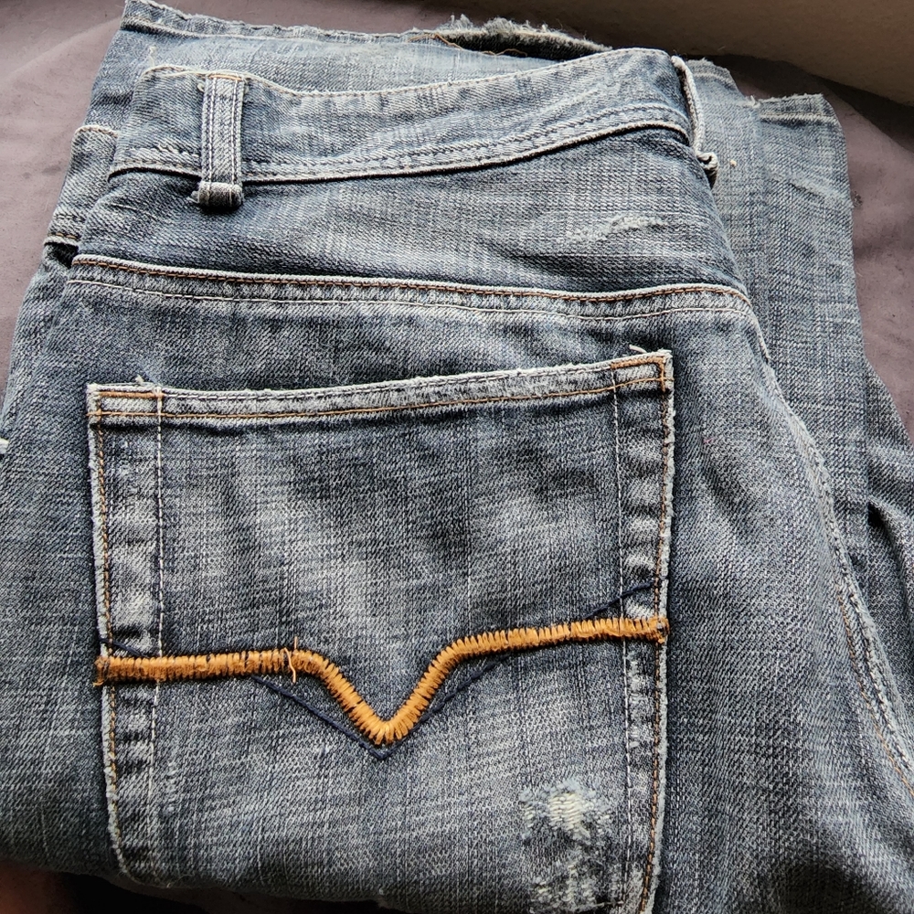 Guess Distressed Jeans